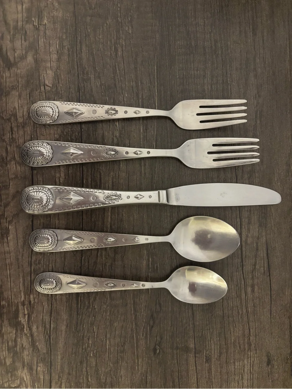 Wallace TAOS Southwest Flatware 5 pc Stainless Place Setting w/More Available